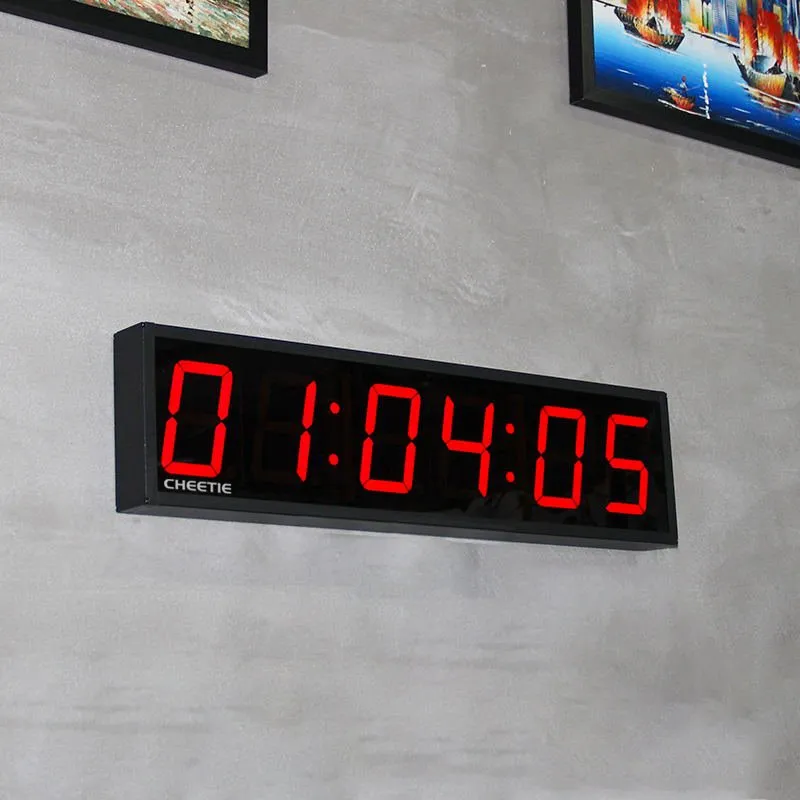Horloge numérique à LED rouge